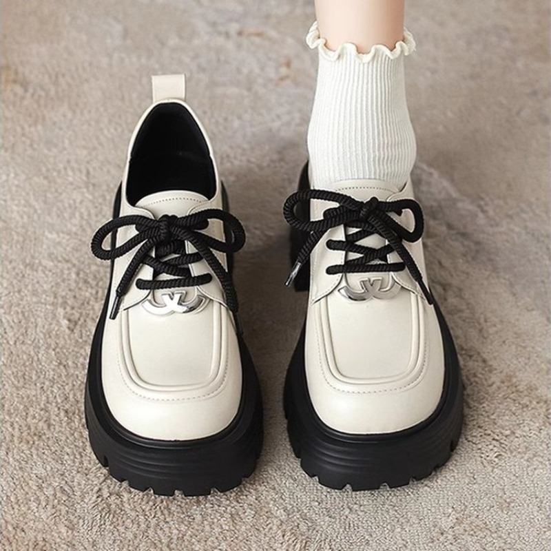 Oxford Lace Up Women - أحذية أكسفورد نسائية بيضاء ذات نعل
