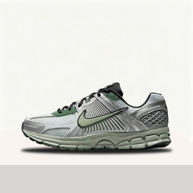 Women Shoes Running Nike - حذاء الجري نايك زوم فوميرو 5