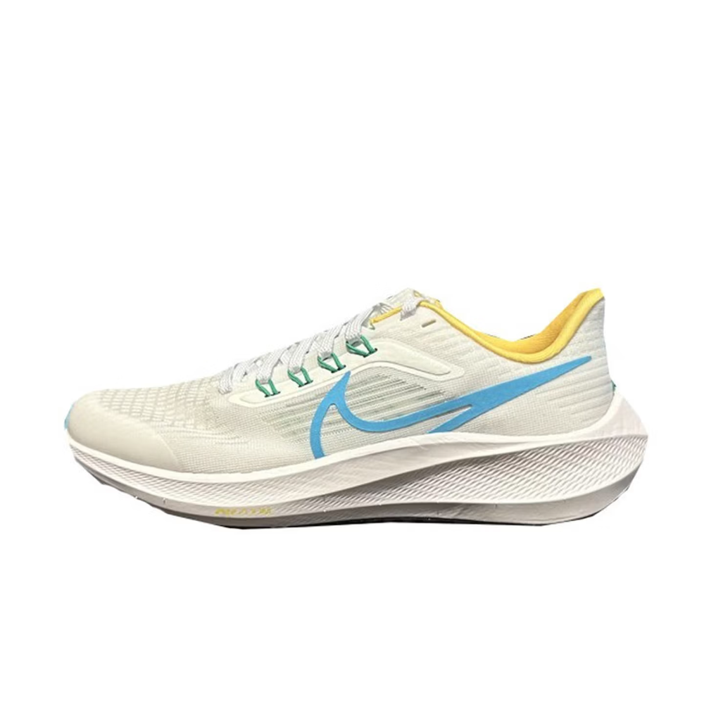 Women Shoes Running Nike - حذاء الجري الكاجوال للنساء من نايك