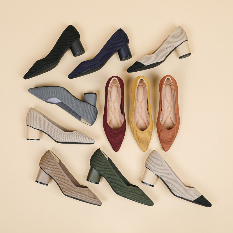 Court Heel Pointed - حذاء نسائي بكعب عالٍ وسميك بتصميم