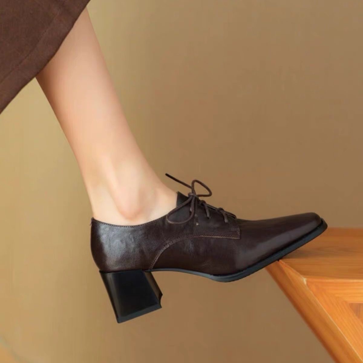 أحذية أوكسفورد نسائية بمقدمة م - مراجعة Oxford Lace Up Women وسعره