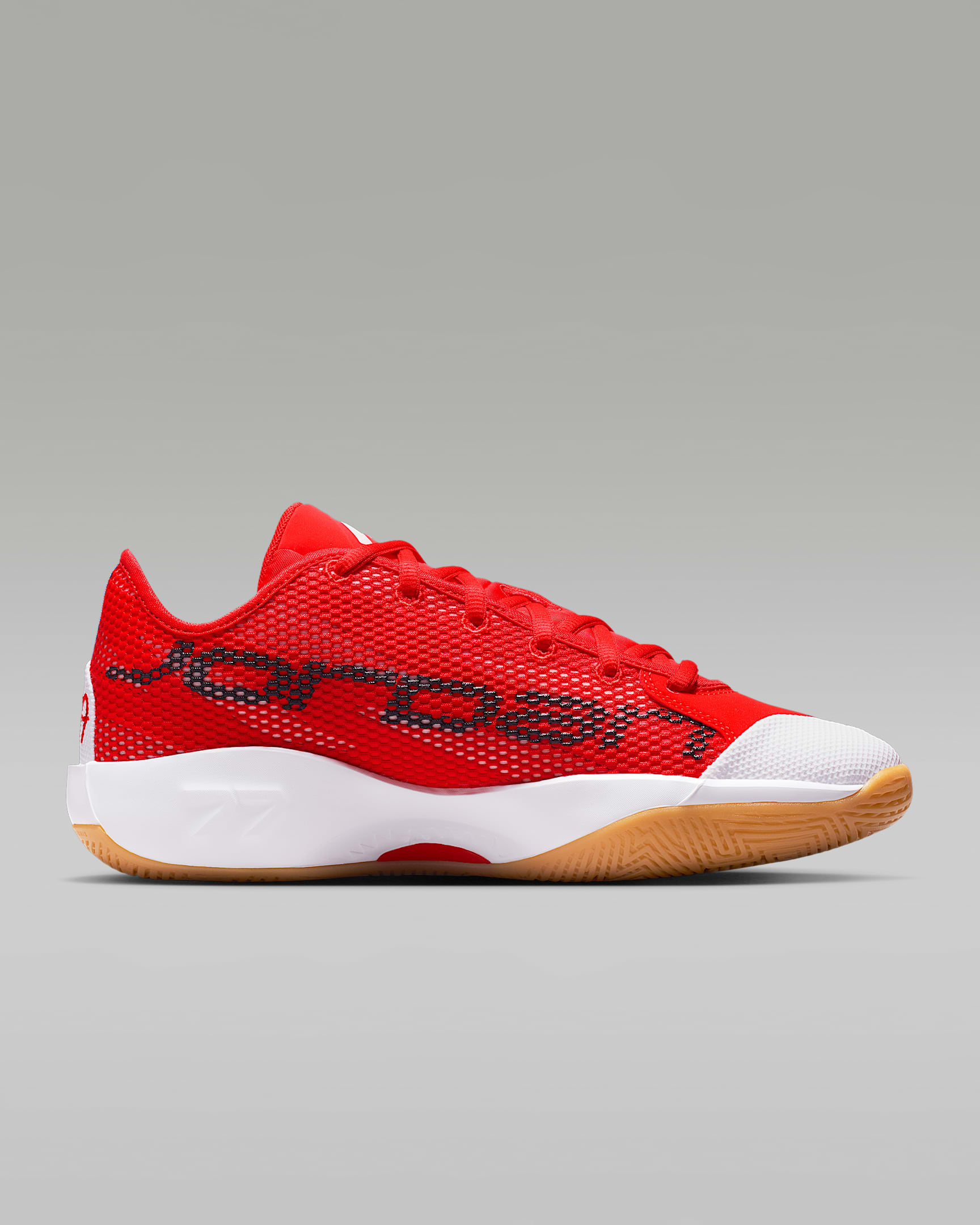 حذاء كرة سلة رجالي كلاسيكي من  - مراجعة Women'S Shoes Nike Jordan وسعره