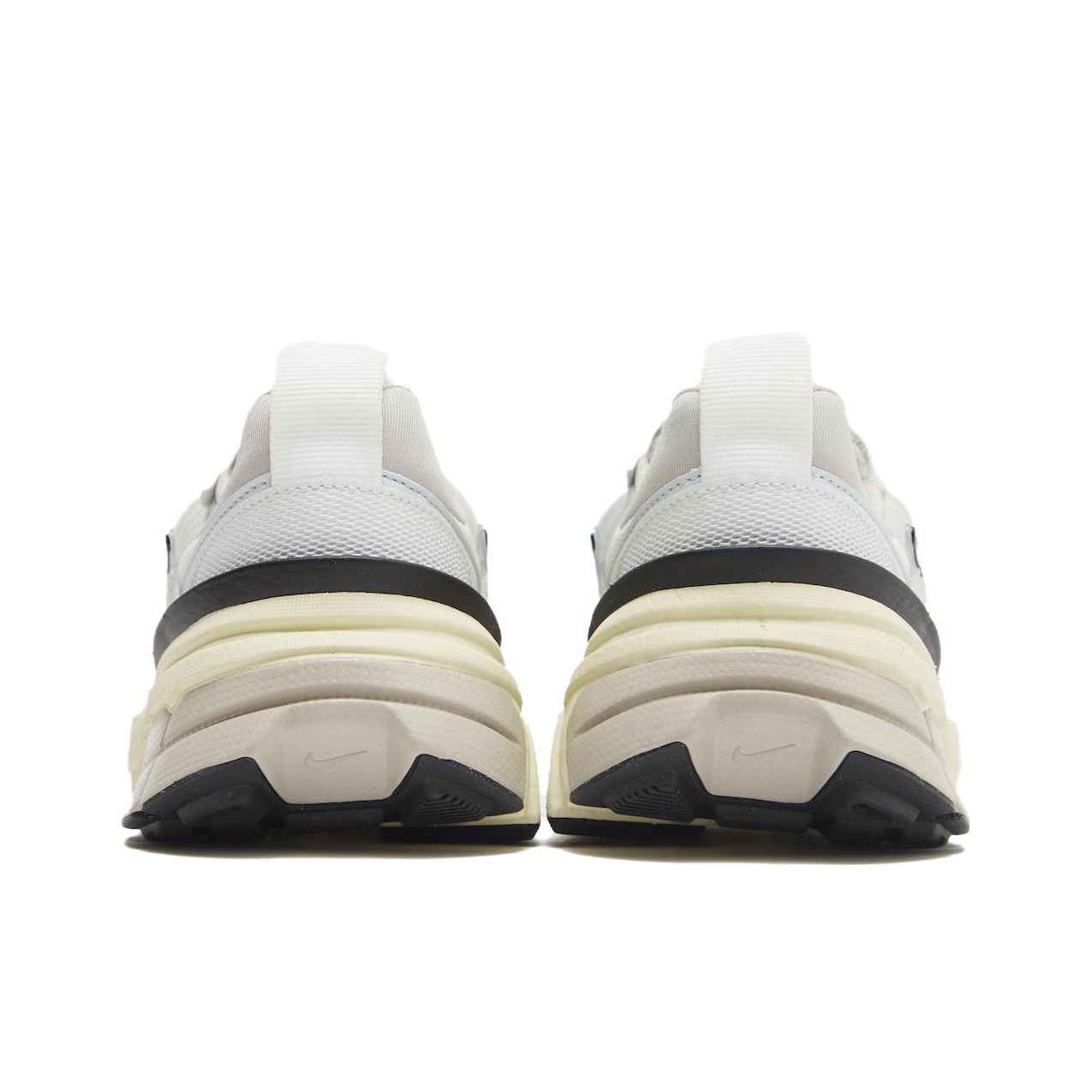 حذاء نايك V2K Run أنيق بألوان  - مراجعة Women Shoes Running Nike وسعره